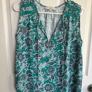 LOFT Blue and White Sleeveless Pleated Blouse